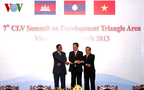 Refuerzan triángulo de desarrollo Vietnam – Laos - Camboya - ảnh 1