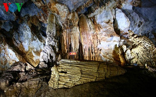 El paisaje espléndido de cueva de Thien Duong (Paraíso) - ảnh 13