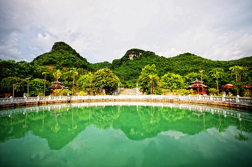 Conjunto de pagodas Bai Dinh-sitio de turismo espiritual de Ninh Binh  - ảnh 2