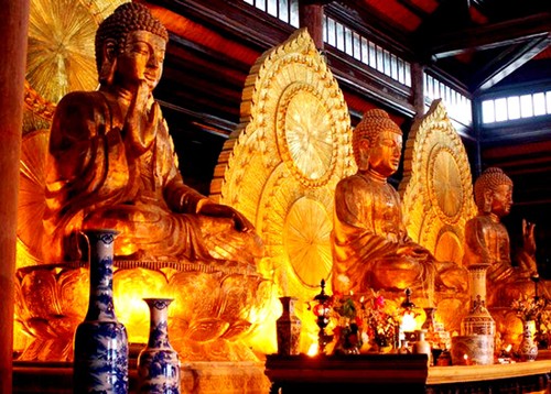 Conjunto de pagodas Bai Dinh-sitio de turismo espiritual de Ninh Binh  - ảnh 3