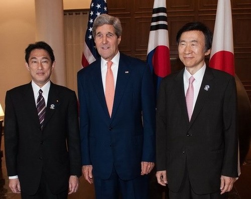Logran Corea del Sur, Japón y Estados Unidos acuerdo de intercambio informativo - ảnh 1