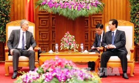 Primer ministro de Vietnam recibe a Tony Blair - ảnh 1
