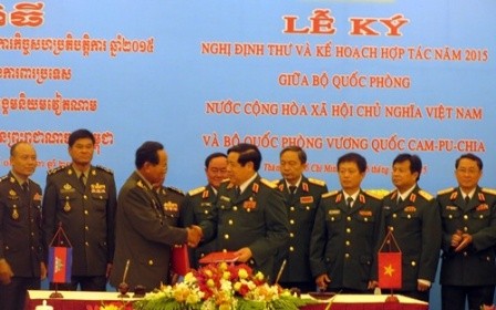 Refuerzan la cooperación de defensa nacional entre Camboya y Vietnam - ảnh 1