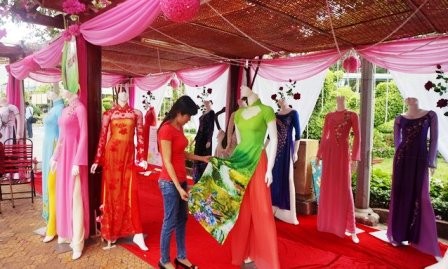 Inauguran Festival de túnicas de Ciudad Ho Chi Minh - ảnh 1