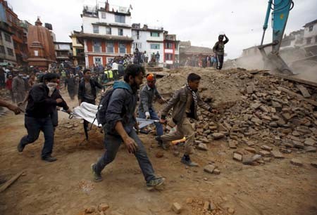 Aumenta número de muertos por grave sismo en Nepal  - ảnh 1