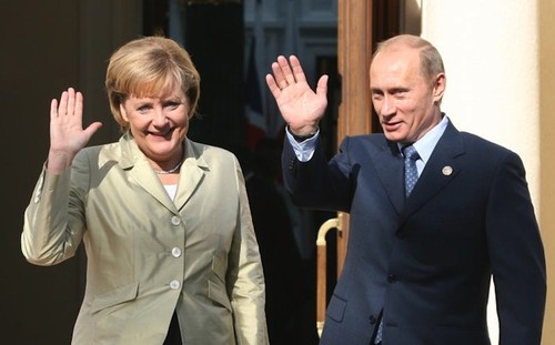 Llaman Alemania y Rusia a soluciones diplomáticas para cuestiones bilaterales   - ảnh 1