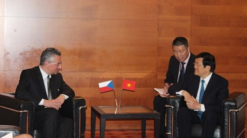 Ratifican dirigentes de Vietnam y República Checa interés de afianzar relaciones - ảnh 2