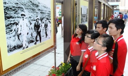 Actividades conmemorativas del natalicio de Ho Chi Minh - ảnh 1