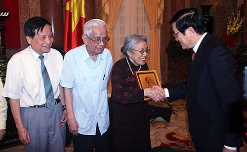 Alaba el presidente vietnamita papel y aportes de la prensa nacional - ảnh 1