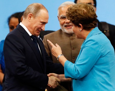 Presidente ruso realiza encuentros de alto nivel al margen de la VII Cumbre de BRICS - ảnh 1
