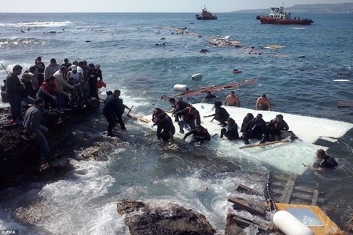 Reportan otro naufragio de barco inmigrante en mar mediterráneo  - ảnh 1
