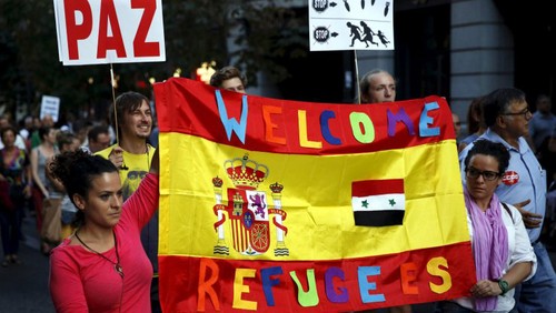 Reacciones contrarias en diferentes países europeos frente a la crisis migratoria - ảnh 1