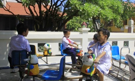 Fraternidad entre profesores y alumnos en isla Sinh Ton – Truong Sa - ảnh 3
