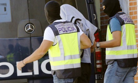 Detienen en España y Marruecos 10 presuntos reclutadores de Estado Islámico - ảnh 1