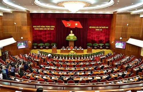 Pleno que decide los asuntos importantes del Partido Comunista de Vietnam y del país - ảnh 2