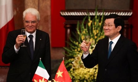 Termina visita oficial a Vietnam de presidente de Italia - ảnh 1