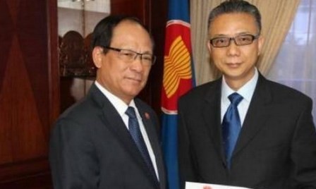 China dispuesta a ayudar en construcción de Comunidad Económica de ASEAN - ảnh 1
