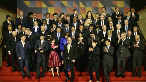 Presidente vietnamita en la inauguración de la XXIII Cumbre de APEC - ảnh 1