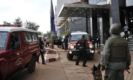 Malí declara estado de emergencia de 10 días tras atentado a hotel - ảnh 1