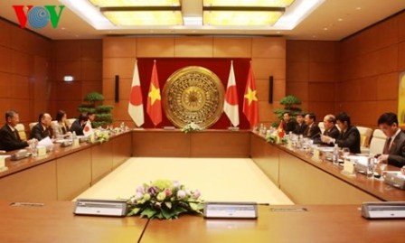 Vietnam y Japón dinamizan cooperación parlamentaria  - ảnh 1