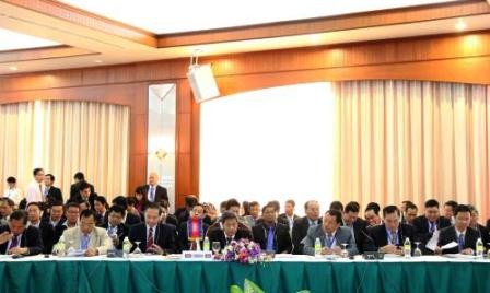 Se efectúa X Conferencia del Triángulo de Desarrollo Vietnam -Laos -Camboya - ảnh 1