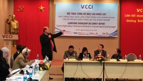 Realizan encuesta sobre integridad en comunidad empresarial de Vietnam - ảnh 1