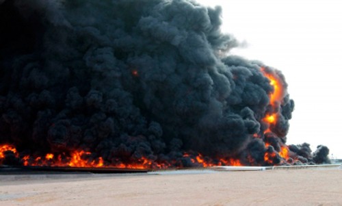 Estado Islámico reivindica ataque con camión bomba en Libia - ảnh 1