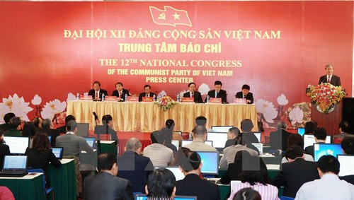 Inaugurado Centro de Prensa del XII Congreso del Partido Comunista de Vietnam - ảnh 1