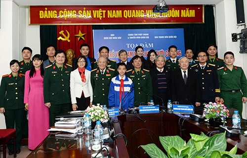 Conversatorio sobre la juventud vietnamita bajo el liderazgo del Partido Comunista - ảnh 1