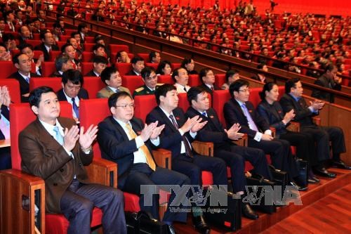 XII Congreso del Partido Comunista de Vietnam aborda plan del personal - ảnh 1