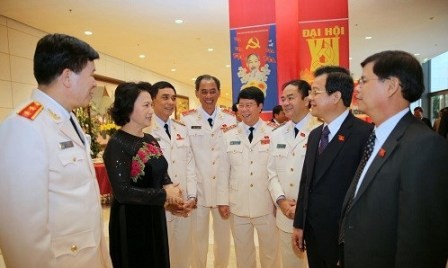 Pueblo vietnamita pone grandes expectativas en nuevos líderes partidistas - ảnh 1