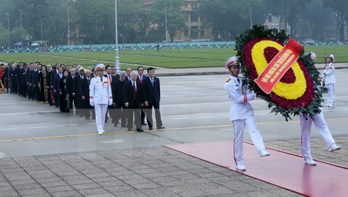 Conmemoran  aniversario 86 del establecimiento del Partido Comunista de Vietnam - ảnh 1