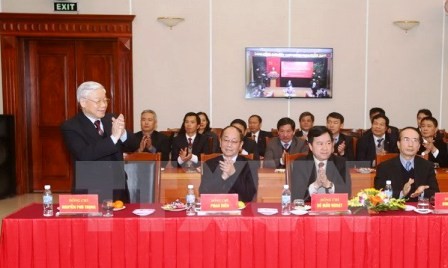 Máximo líder partidista exhorta al reforzamiento de Oficina del Comité Central del PCV - ảnh 1