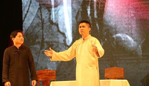Obra de teatro renovado Cai Luong en honor a combatiente revolucionario - ảnh 2