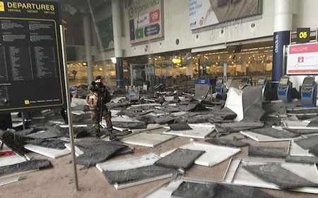 Al menos 30 muertos por explosiones en Bruselas  - ảnh 1