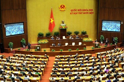 Parlamento vietnamita analiza reportes de dirigentes nacionales en final del mandato - ảnh 1