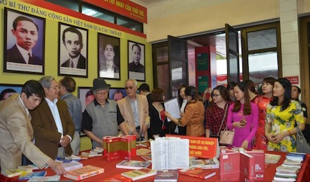 Inaugurada exhibición sobre el Partido Comunista y el Parlamento de Vietnam  - ảnh 1