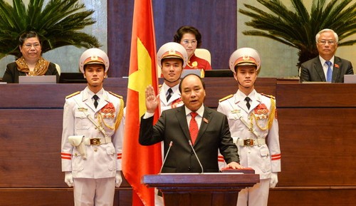 Elegido Nguyen Xuan Phuc primer ministro de Vietnam - ảnh 1
