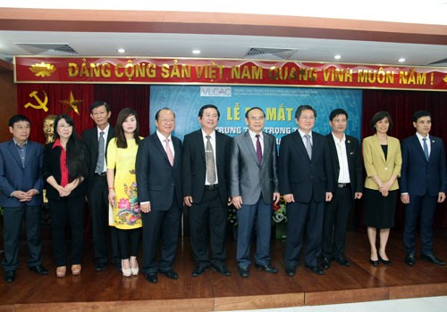 Vietnam pone en funcionamiento Centro Nacional de Árbitros Comerciales y Juristas - ảnh 1