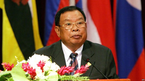 Prensa vietnamita exalta visita del presidente de Laos - ảnh 1