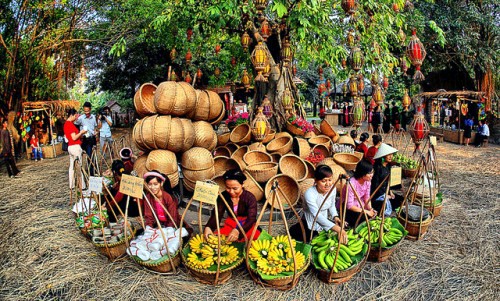 Festividad en honor de valores culturales de las etnias vietnamitas - ảnh 3
