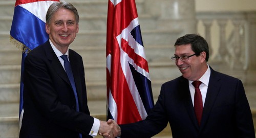 Cuba y Gran Bretaña abogan por afianzar cooperación multifacética  - ảnh 1