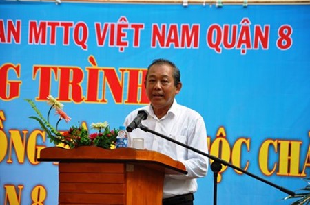 Dirigente vietnamita visita a compatriotas jemeres en Ciudad Ho Chi Minh - ảnh 1