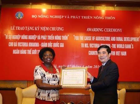 Honran a ex presidenta del Banco Mundial en Vietnam - ảnh 1