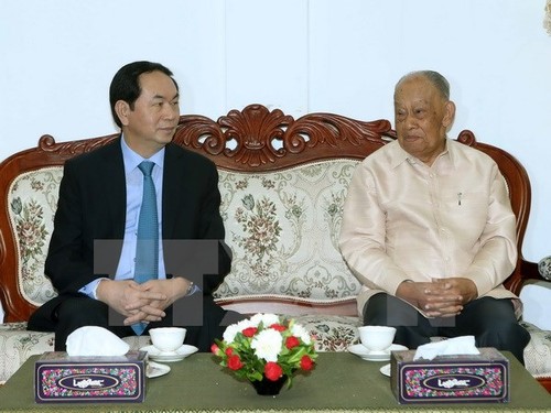 Presidente vietnamita concluye exitosamente visita a Laos - ảnh 1