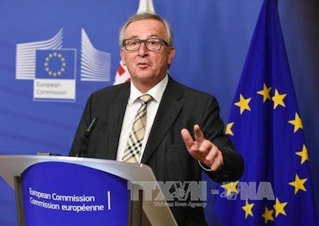UE no corre "peligro de muerte" si gana el Brexit, afirma presidente de la Comisión Europea - ảnh 1