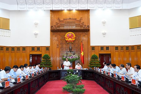 Premier vietnamita orienta medidas de respuesta a sequía en provincia de Ben Tre - ảnh 1