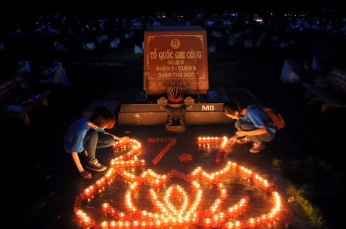 Diversas actividades en honor a inválidos y mártires de guerra en Vietnam - ảnh 2