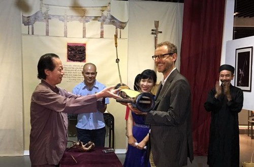 Proyecto “Cordófonos de seda” recupera singularidad de la música clásica de Vietnam - ảnh 1
