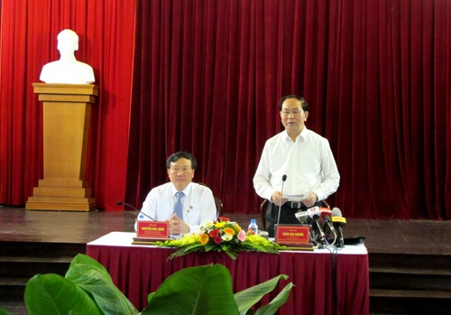 Presidente de Vietnam destaca el espíritu de supremacía legal en tribunales populares - ảnh 1